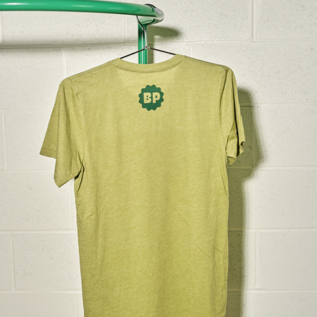 Easily Distracted By Pickles Comfy Tee